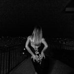 Hollywood by night. Emily Palos, Hollywood Hills, 2022 by Mariann Vik Johansen