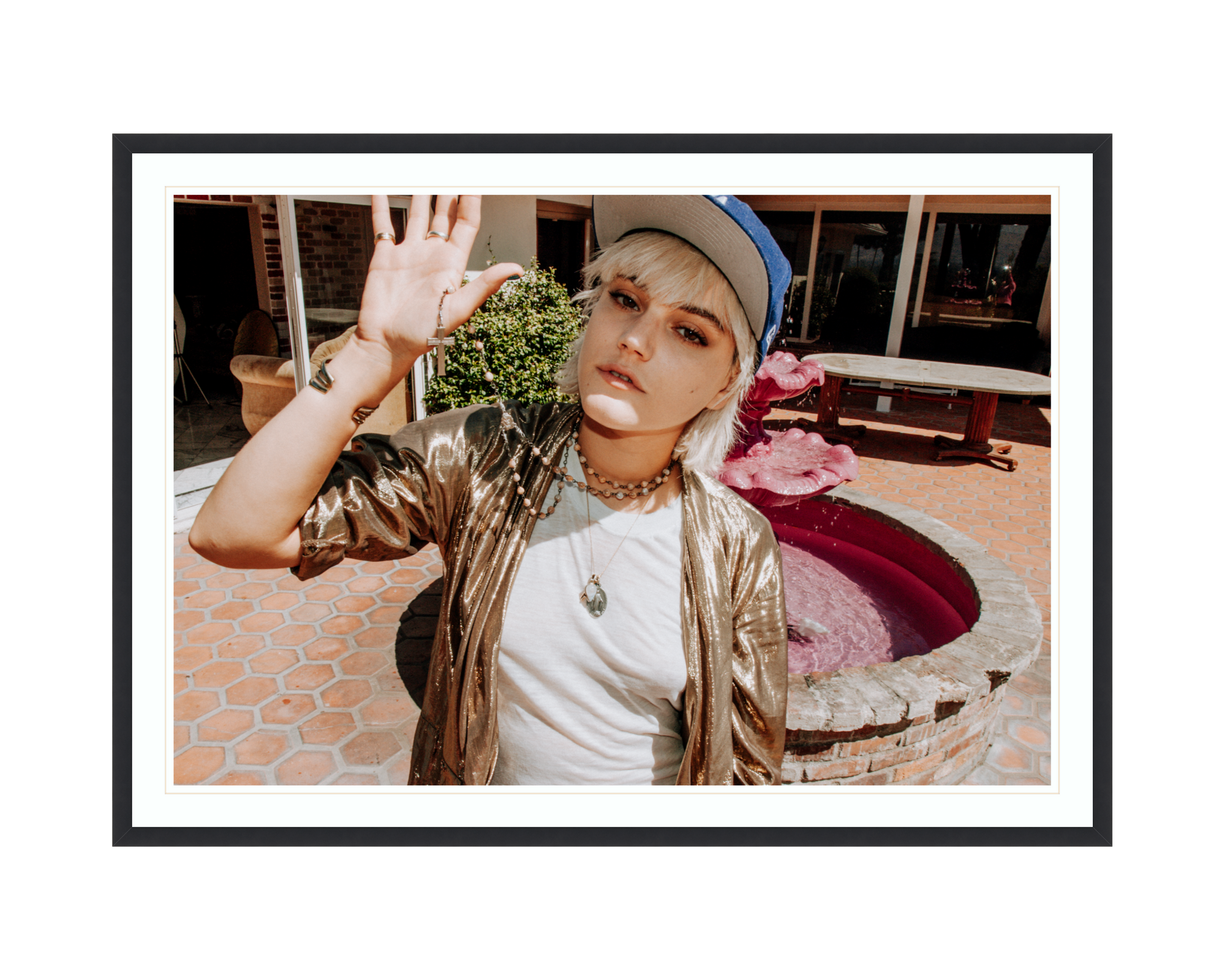 L.A. Is My Lady. Soko, Woodland Hills, 2014 by Mariann Vik Johansen